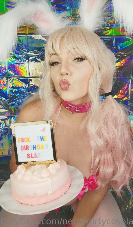 NerdyDirtyCosplay xxxモデル 写真