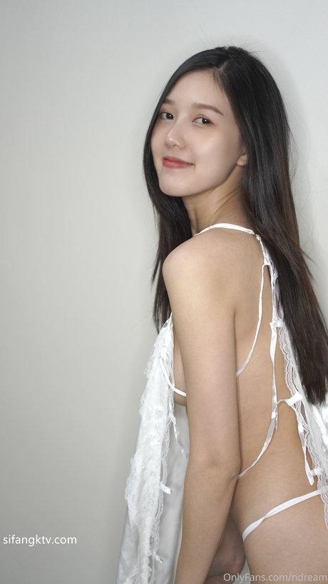 足の動画 オンリーファンズ ポルノ 写真