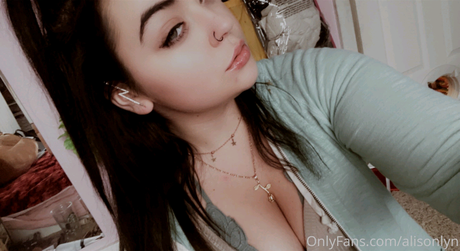 alisonlyn 独占スター 写真