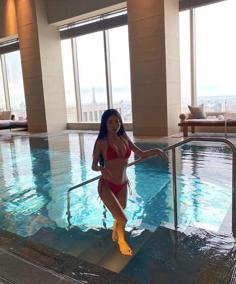 アジア人ニューハーフオンリーファンズ 無料 写真