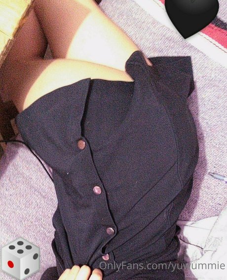 Yuwummie 独占モデル 写真