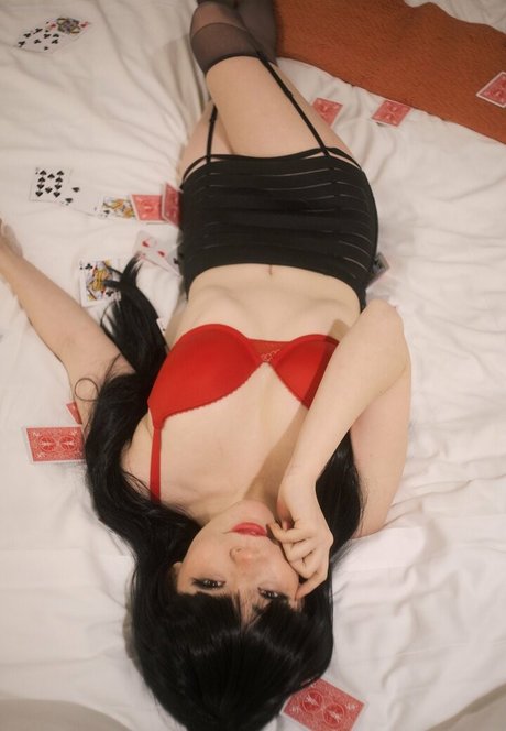 ぽっちゃり妊婦オンリーファンズ 美しいヌード 画像