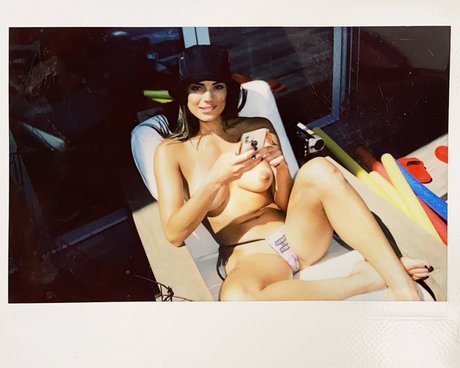 バニー無料オンリーファンズ 無料ポルノ 画像