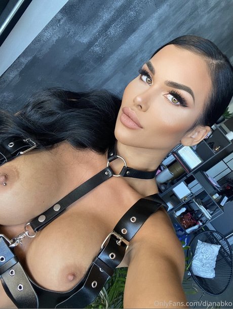 Diana Bako xxxポルノスター 画像