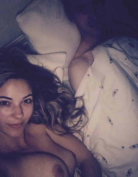 Sophia Knight 美しい女優 写真