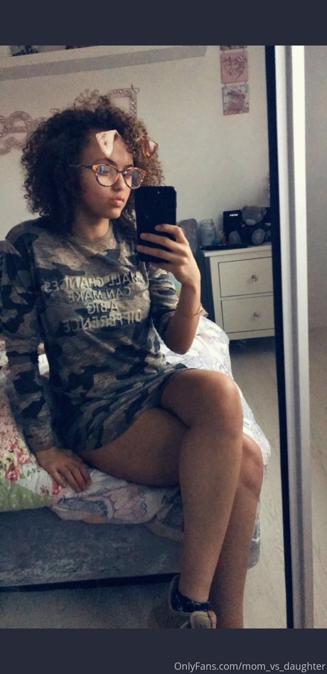 巨尻熟女オンリーファンズ ホット 画像