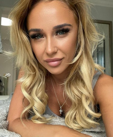 キティ・ウェット・オンリーファンズ 美しい裸 アーカイブ