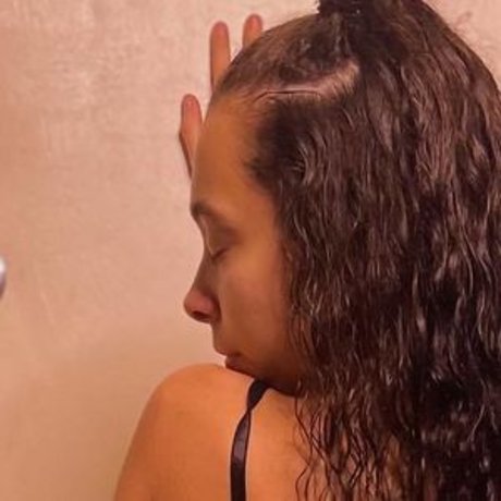 熟女 2P オンリーファンズ ヌード 画像