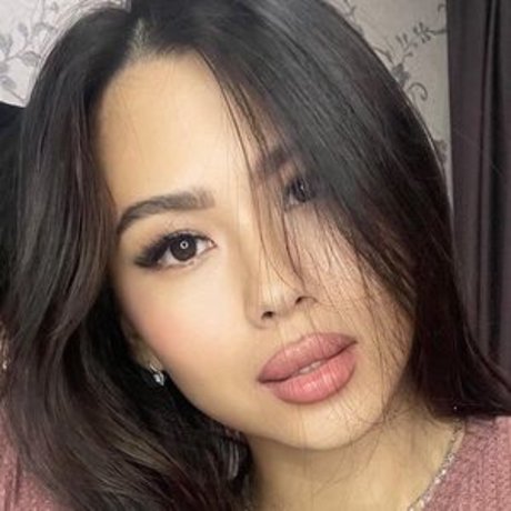 sweet lina lee 美しいモデル 写真