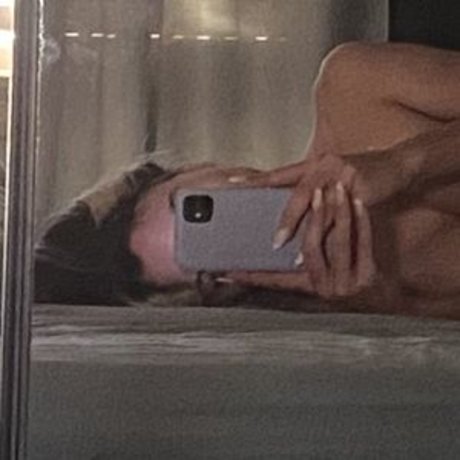 イギリスのおばあちゃんオンリーファンズ xxx 画像