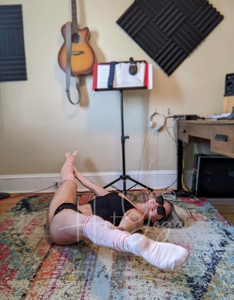 アマチュアディープスロートオンリーファンズ 無料 画像