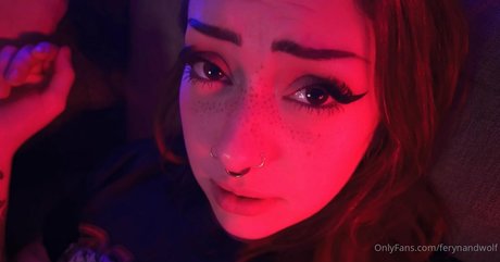 Feryn Suicide ポルノ女優 写真