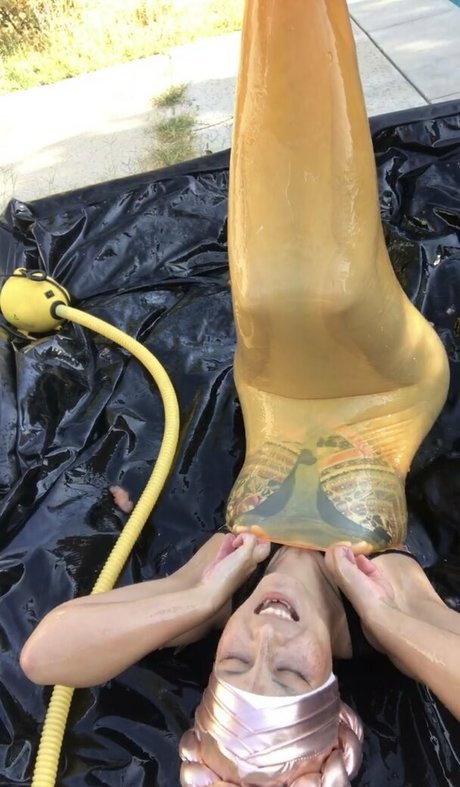 onnaloves エロティック女優 写真