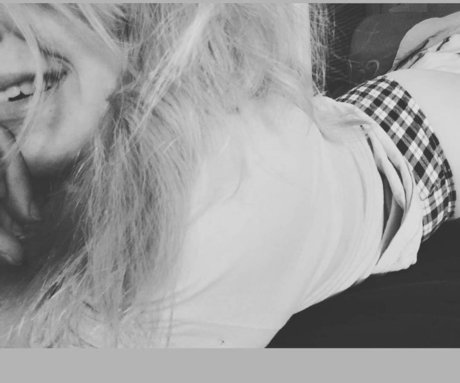 ビキニプリンセスオンリーファンズ ホットポルノ 写真