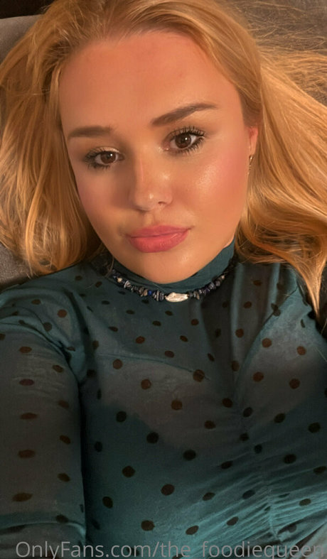 the foodiequeen 裸のポルノスター 画像