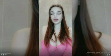 小さいチンポのシーメールオンリーファンズ セクシー ギャラリー