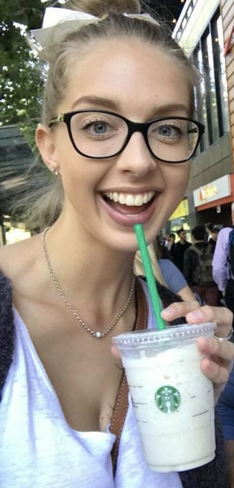 gfejayden トップモデル 画像