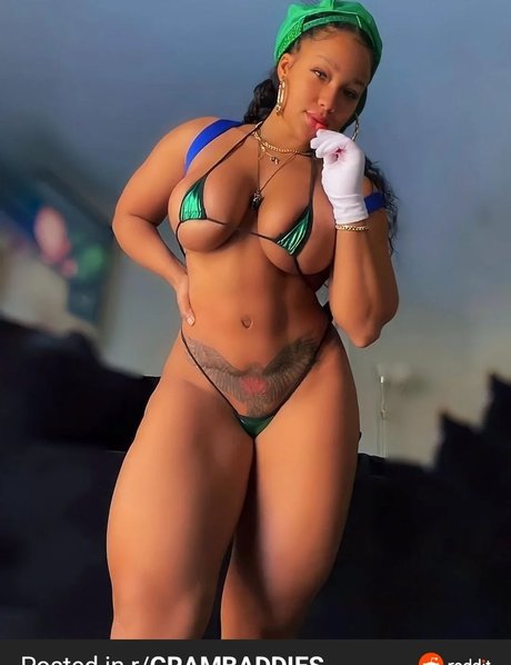 Ange B トップモデル ギャラリー