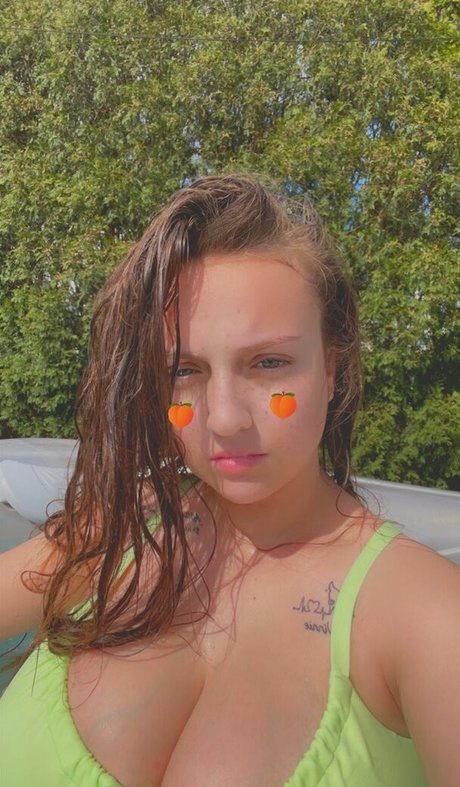 中出し 主観 オンリーファンズ ホットヌード 写真