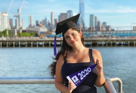 毛深いアジア人オンリーファンズ 美しいヌード 写真