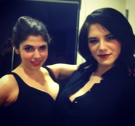 本物の熟女オンリーファンズ ホットxxx 画像