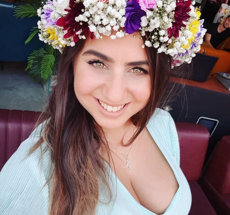 Sapir Sol 裸モデル 写真