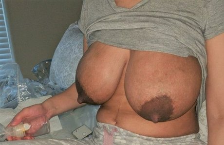 naturalbustyhotwife 無料のスター 画像