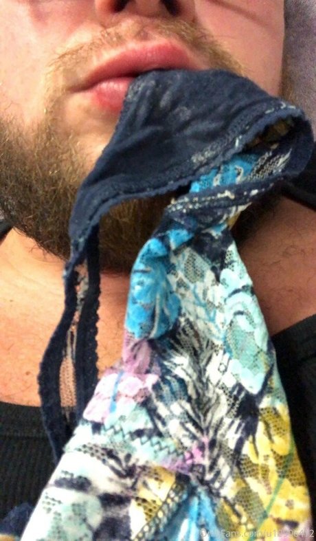 毛深い妊婦オンリーファンズ HD 画像