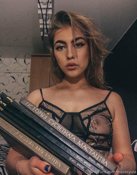 nastya marakuja ポルノモデル 画像