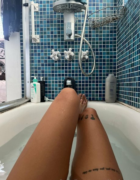 lizziepark エロティックなスター 画像