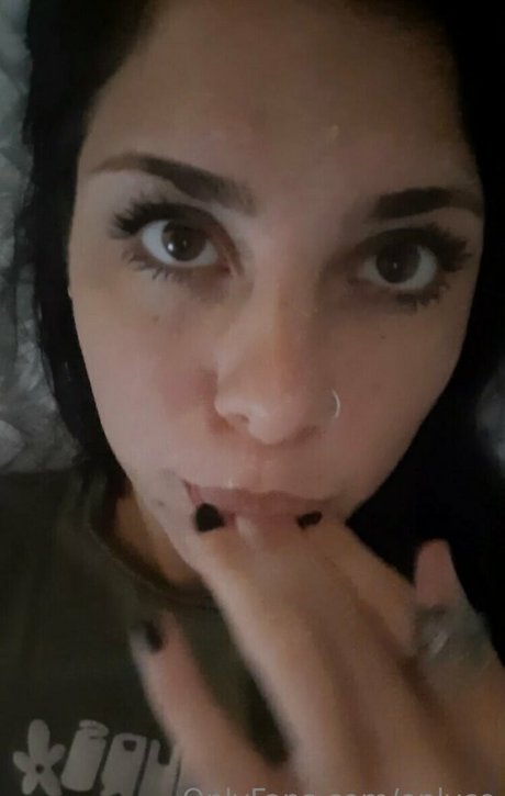 Carolina Guemes 裸のポルノスター 写真