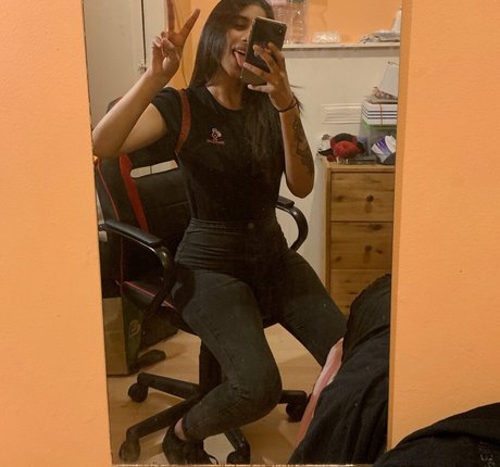 BambiAfterDark ポルノスター 素敵 写真