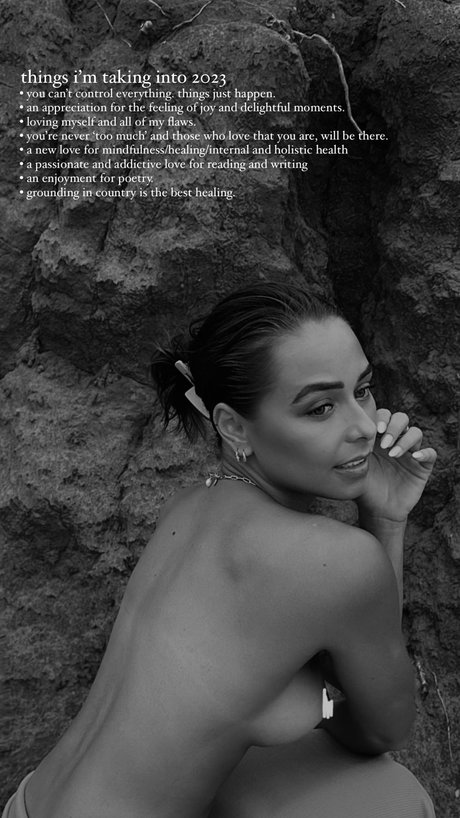 Brooke Blurton セックスモデル ギャラリー