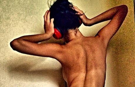 Silvia Bodeanu ヌードモデル 画像