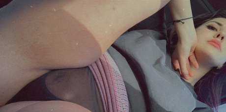 victoriakhalid 裸の女優 写真