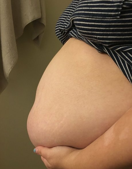 太った赤毛のオンリーファンズ ヌード 画像