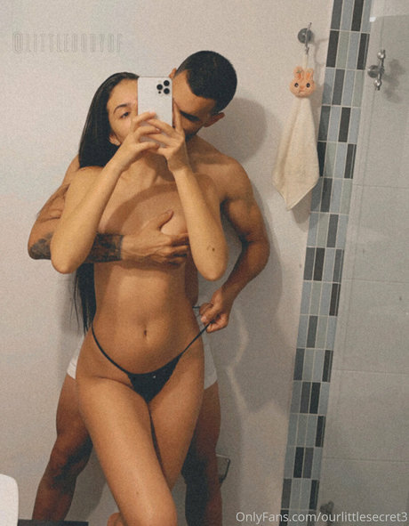 oursecret free セクシーなポルノスター 写真