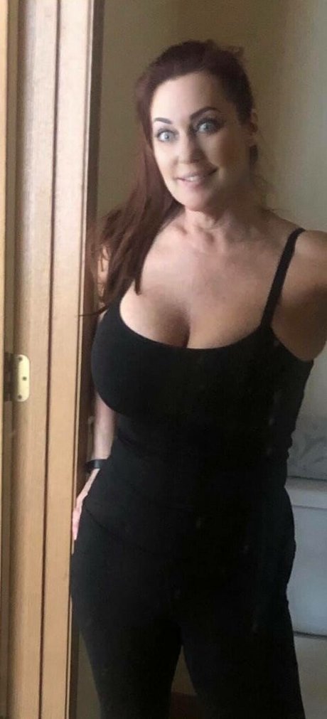 コスプレ ヘンタイ オンリーファンズ ヌード 写真