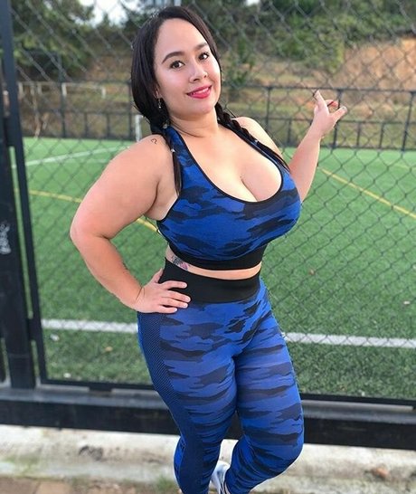 Erica Blaalz ポルノスター セックス 画像