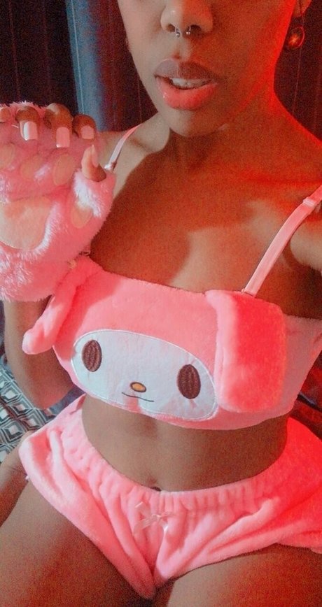 eva pumpkindollfree 裸モデル 写真