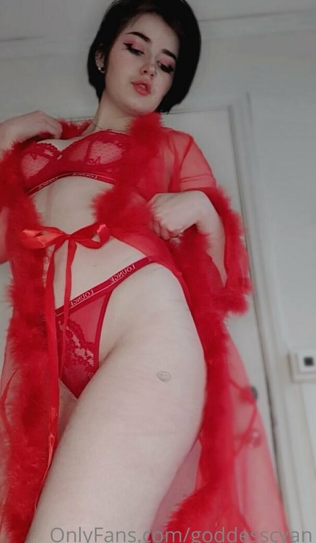 Cynthia Grey 高品質モデル 画像