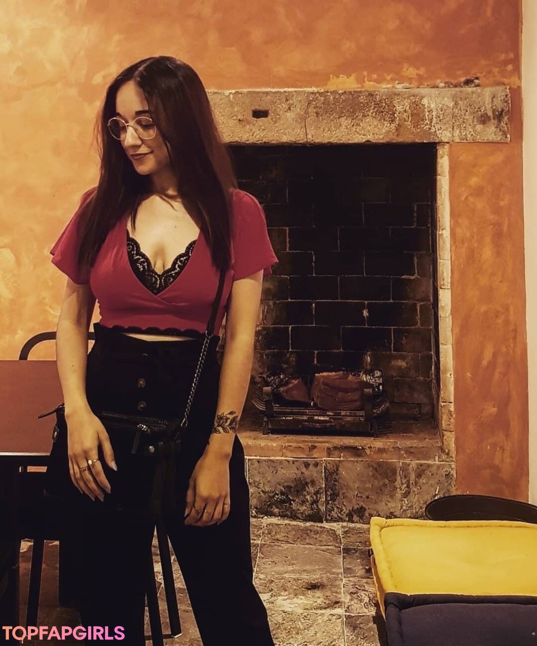 Maya ASMR ポルノスター ヌード 画像