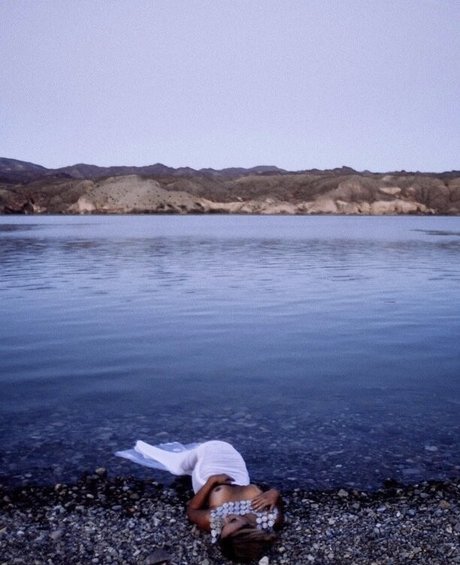 レズビアン誘惑オンリーファンズ 美しい裸 ギャラリー