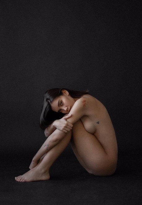 Karina Istomina ポルノスター ギャラリー