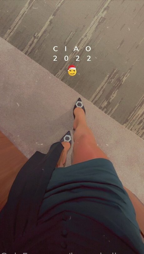 Laura Hollyman ポルノスター ヌード ギャラリー