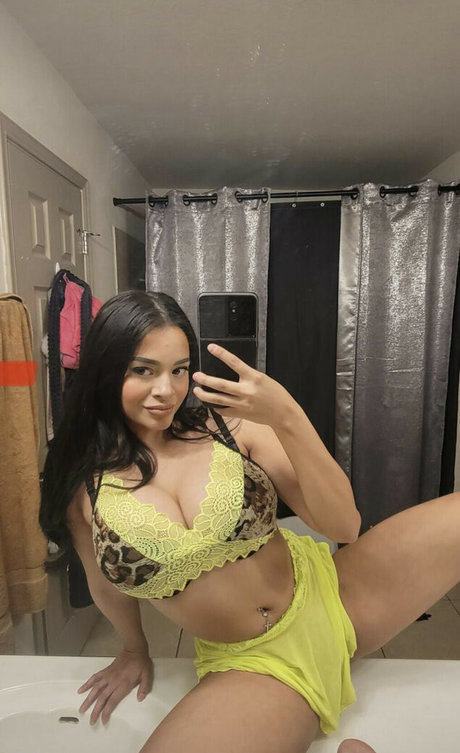 Ochoa Precious 可愛い女優 写真