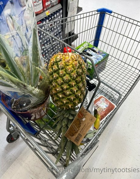 mytinytootsies スター ヌード 写真