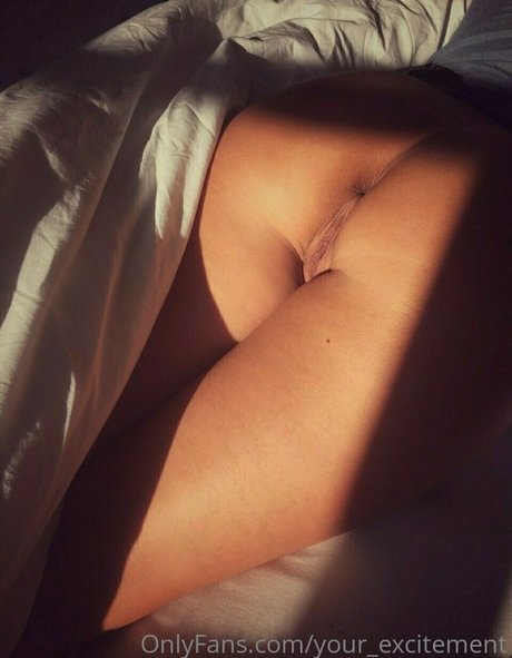 フィットネスガールズオンリーファンズ セックス 画像