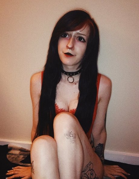 elflovingherself xxxポルノスター 画像