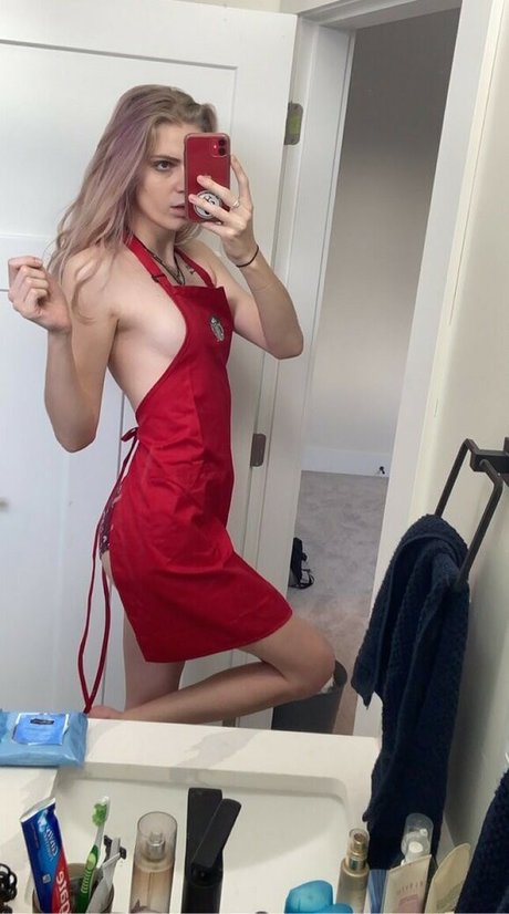 Laced Up Lace ポルノスター 裸 画像